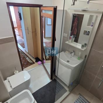 Image of property - 1757936261184_12_beum2p_batch3_mfl1uvt4wvsagh_20250912_093342.jpg