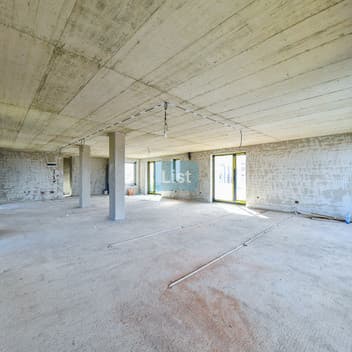 Image of property - 1764773255485_images%2F1764688697768_1746090877014_Spatiu%2520-%2520Mesteceniilor%252010%2520%252822%2529.jpg