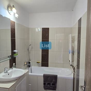 Image of property - 1753036262061_20250530_090030.jpg