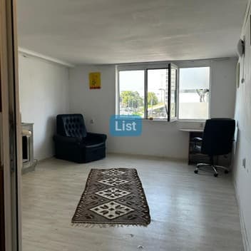 Image of property - 1757060510784_4_rc8kwy_batch0_mf6kgmyee16v07_4.jpg