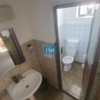 Image of property - 1757314062357_10_g9eryi_batch2_mfarf38satj3j1_IMG-20250902-WA0061.jpg