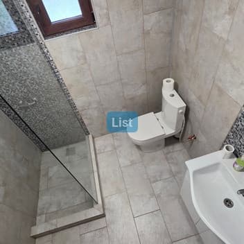 Image of property - 1760513060741_7_el8bgm_batch2_mgro0oden56fe4_20251009_095058.jpg