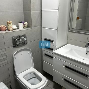 Image of property - 1764761122345_24_x2wjb8_batch0_mipx7guvrxtrom_18F.jpg